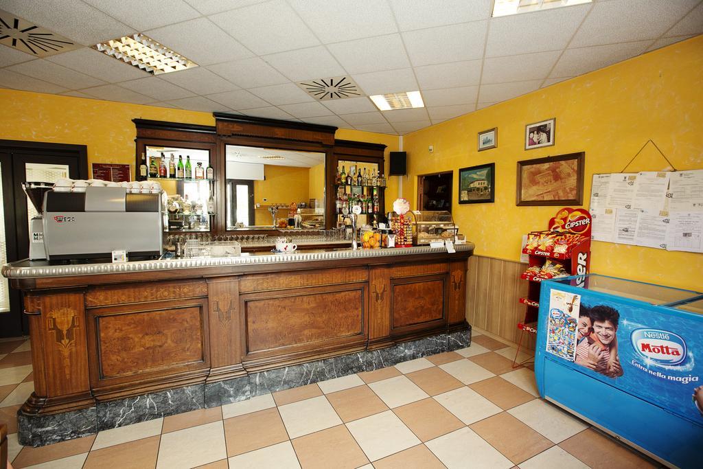 סירמיונה Hotel Ganfo חדר תמונה